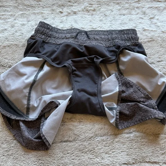 Lululemon Hotty Hot Short II *Long 4" Heather Lux Multi Black /Heathered Black - Picture 7 of 15